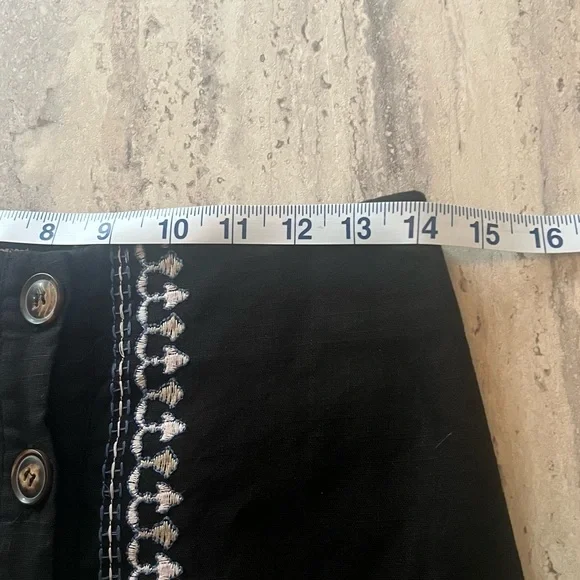 Francesca's Mi Ami Montana Button Embroidered Mini Skirt Size Small - Picture 4 of 7